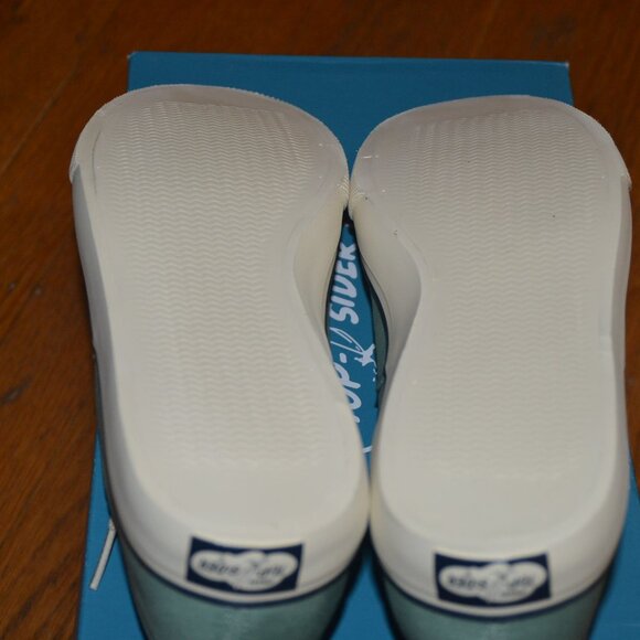 NEW in BOX SPERRY Top Sider Classic CVO Canvas Shoes Light Green Men's 10 - Picture 6 of 8